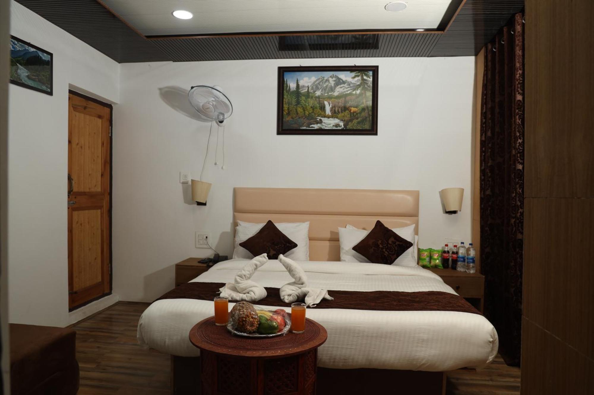 Mountain Orchard Retreat Pahalgam Hotel Exterior photo