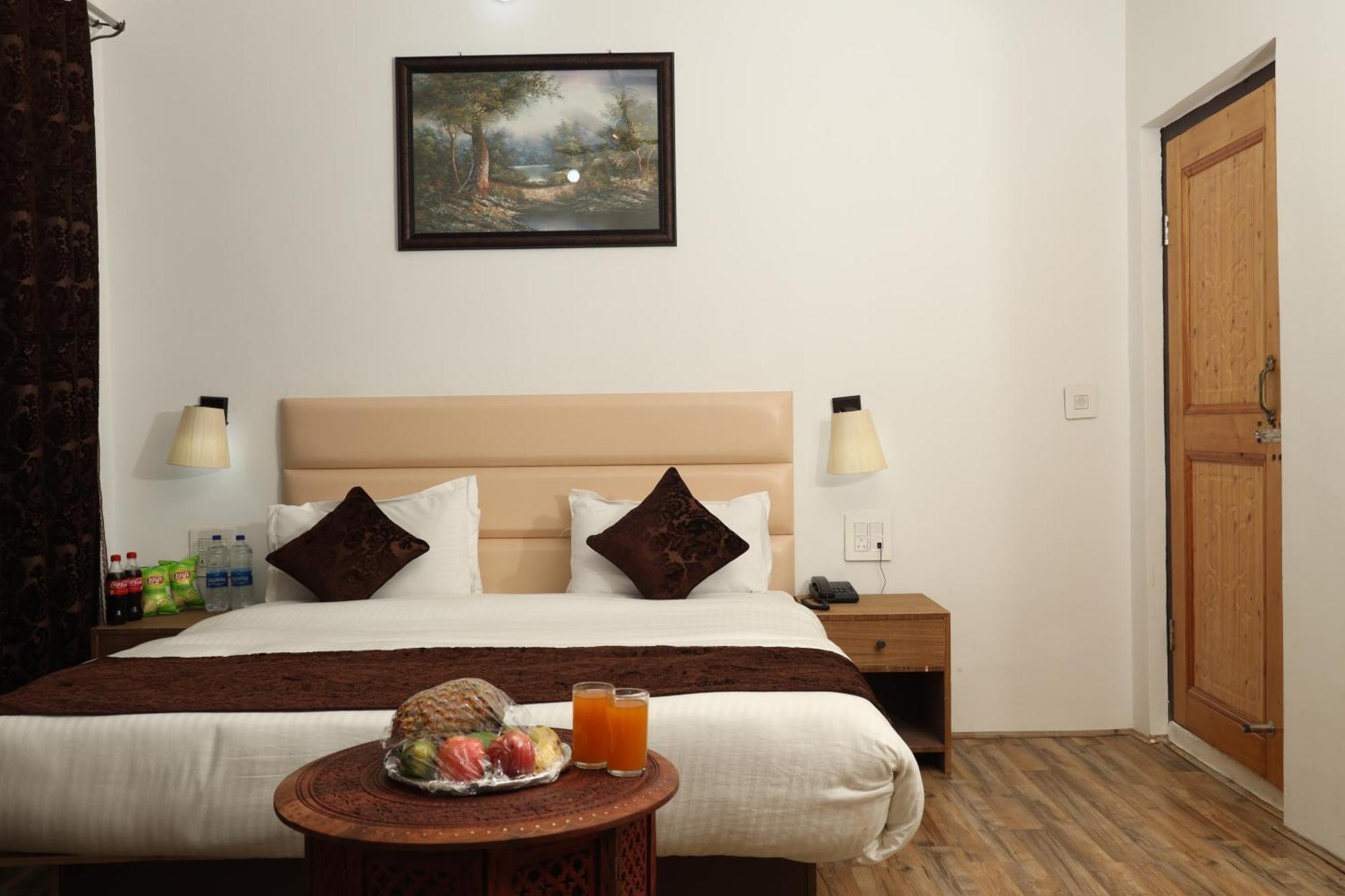 Mountain Orchard Retreat Pahalgam Hotel Exterior photo